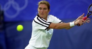 kristie_boogert_-_tennis_1_20140410_1144134049